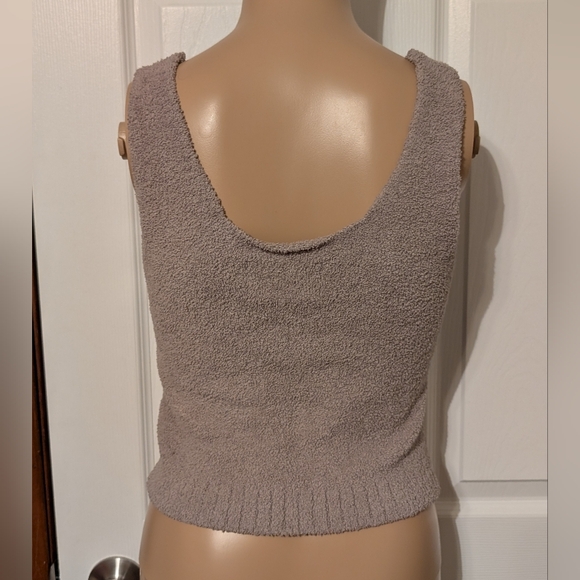 UGG Women's Tan Sleeveless Top - Picture 9 of 10